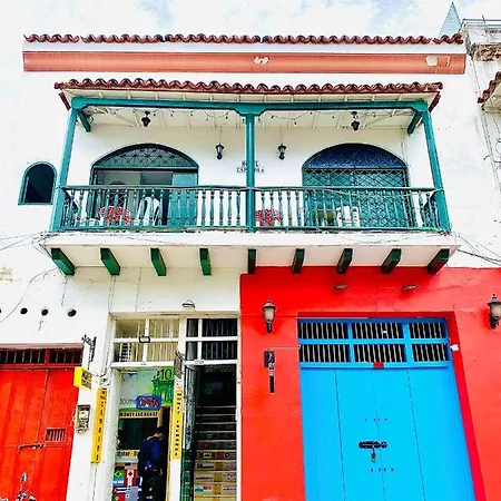 La Española De Getsemani 3*