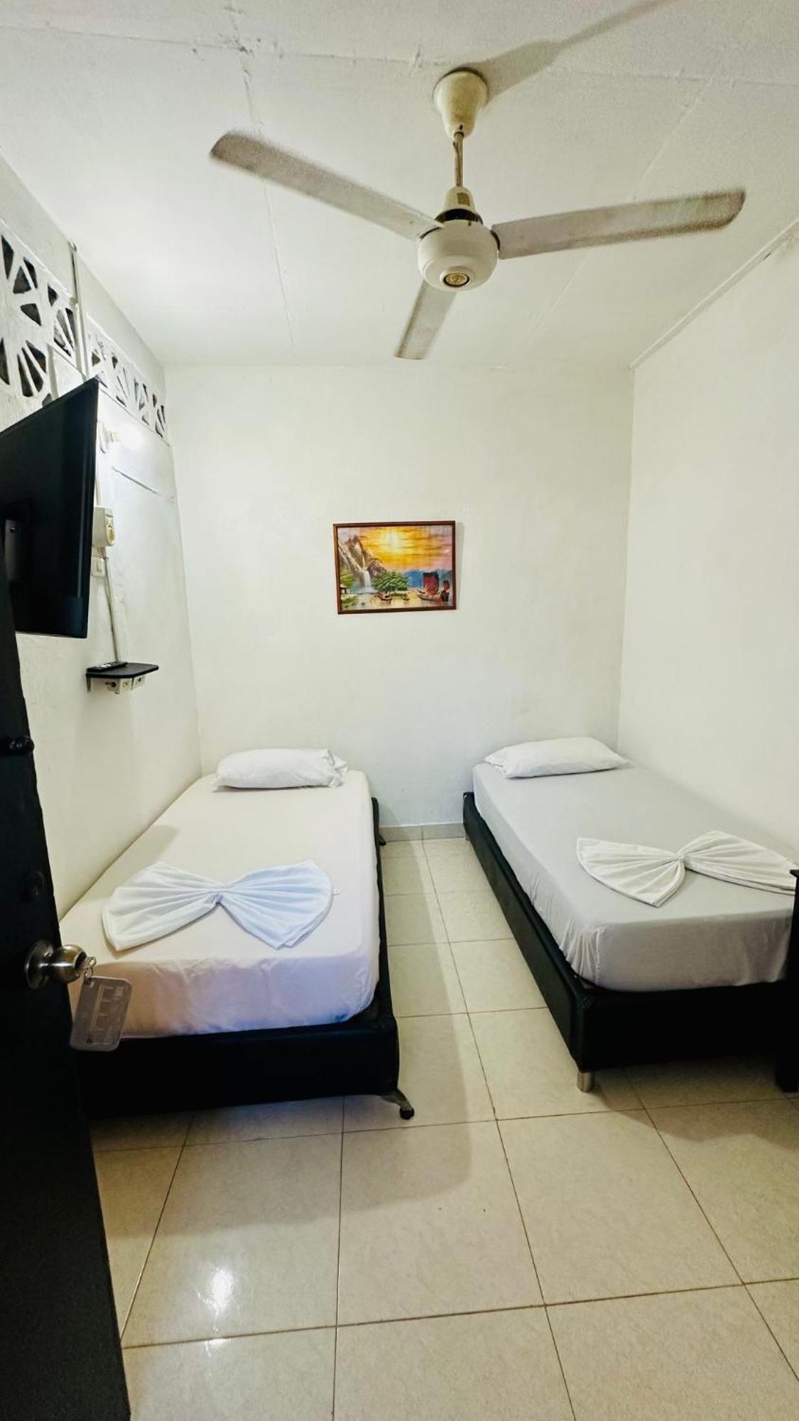 La Espanola De Getsemani 3*