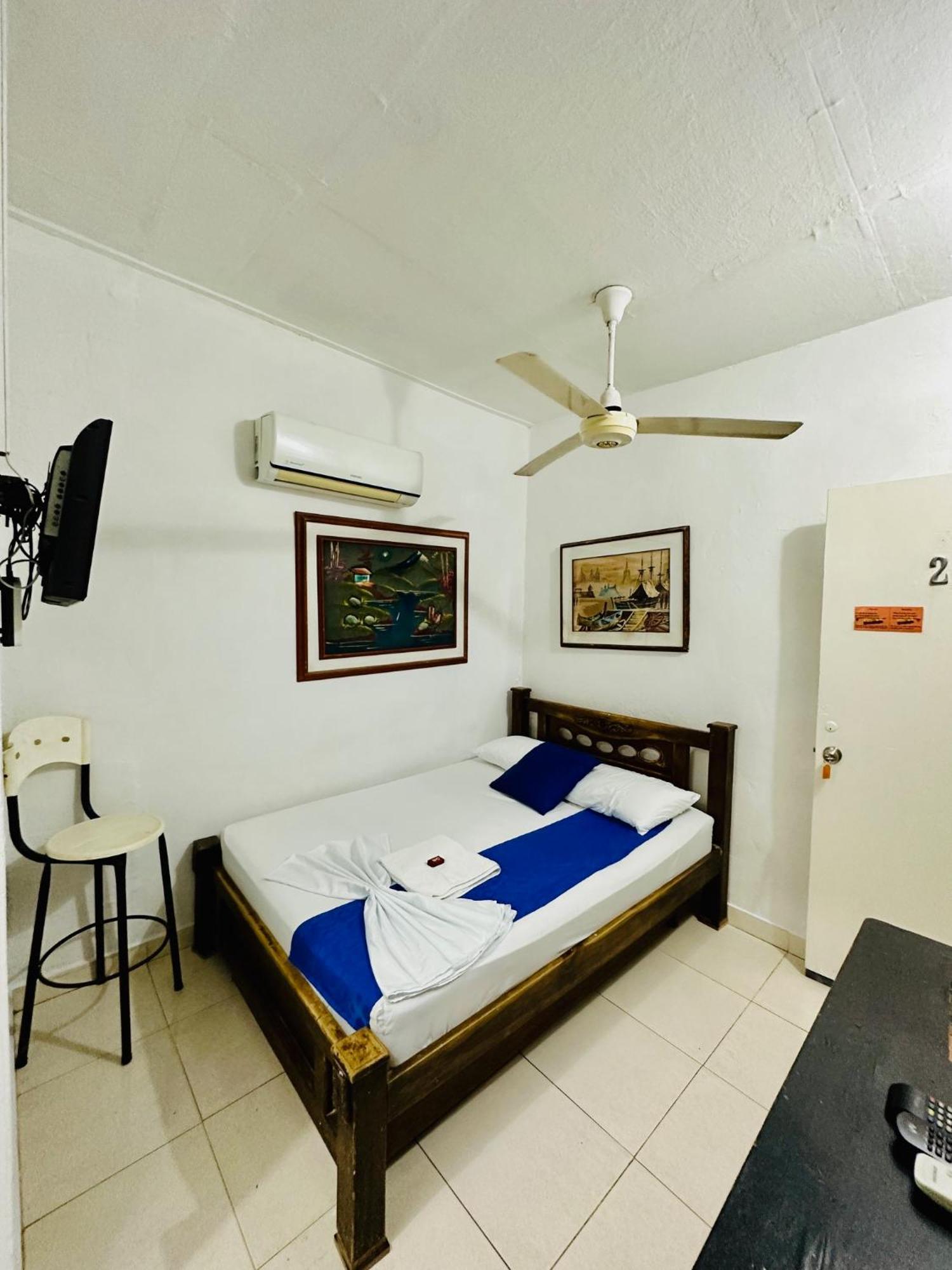 La Espanola De Getsemani 3*