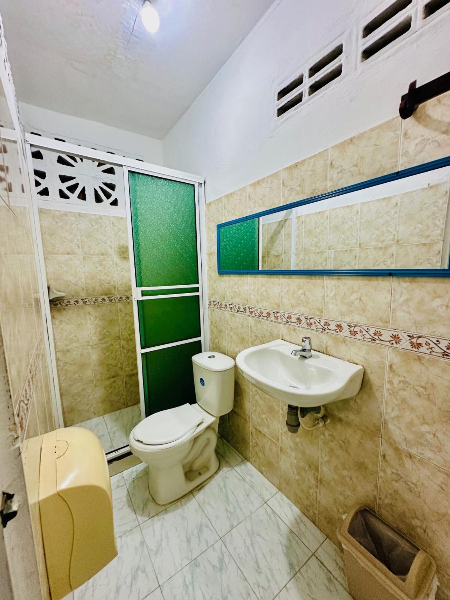 La Espanola De Getsemani 3*